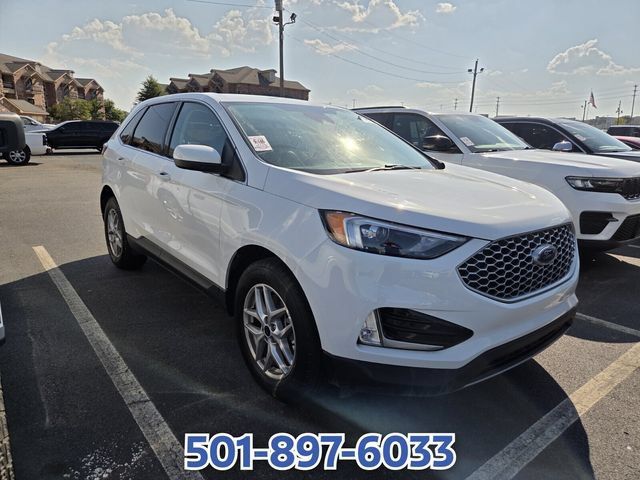 Used 2023 Ford Edge SEL w/ Convenience Package AWD/4WD image 3