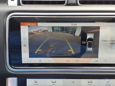 Used 2021 Land Rover Range Rover Westminster Edition image 13