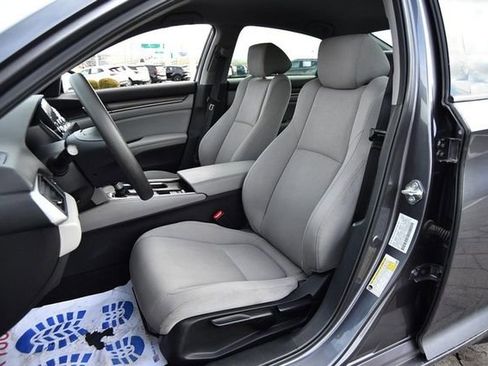 Used 2020 Honda Accord LX image 21