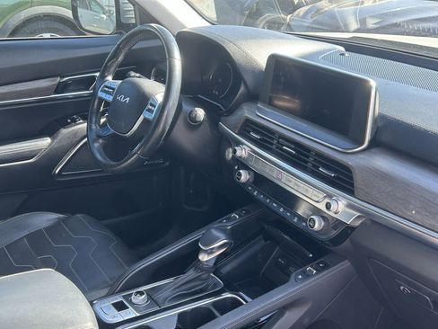 Used 2022 Kia Telluride SX w/ SX Prestige Package AWD/4WD image 8
