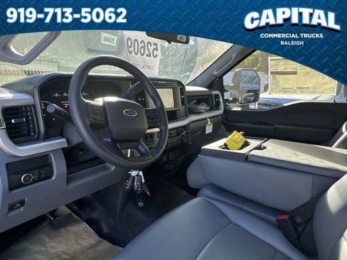 New 2025 Ford F350 XL w/ XL Chrome Package image 18
