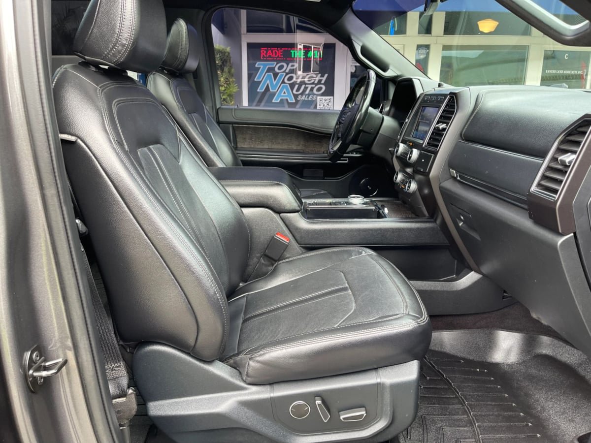 Used 2021 Ford Expedition Max Limited RWD image 27