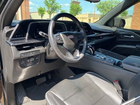 Used 2022 Cadillac Escalade Sport AWD/4WD image 12
