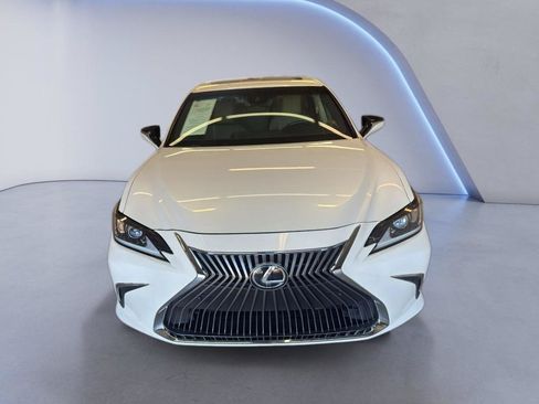 Used 2019 Lexus ES 350 FWD image 2