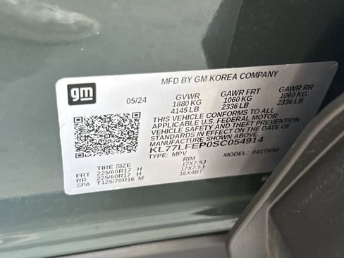 Used 2025 Chevrolet Trax LS w/ LS Convenience Package image 37