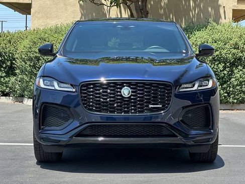 Used 2024 Jaguar F-PACE R-Dynamic S AWD/4WD image 8