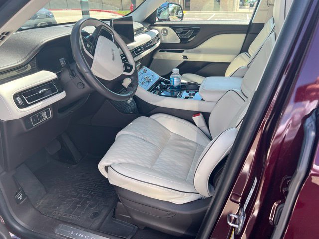 Used 2022 Lincoln Aviator Black Label w/ Dynamic Handling Package AWD/4WD image 8
