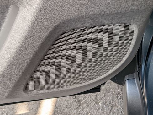 Used 2020 Honda Pilot Touring image 10