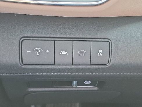 Used 2023 Hyundai Santa Fe Limited AWD/4WD image 12
