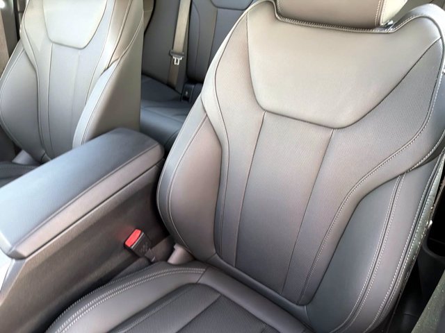 Used 2026 BMW 430i w/ Premium Package RWD image 18