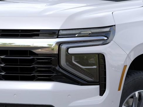 New 2026 Chevrolet Suburban LS RWD image 10