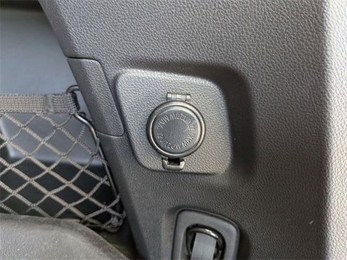 Certified 2025 Subaru Outback Premium image 28