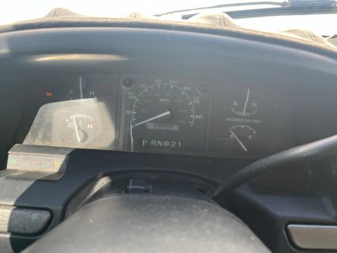 Used 1993 Ford F250 4x4 Regular Cab image 17