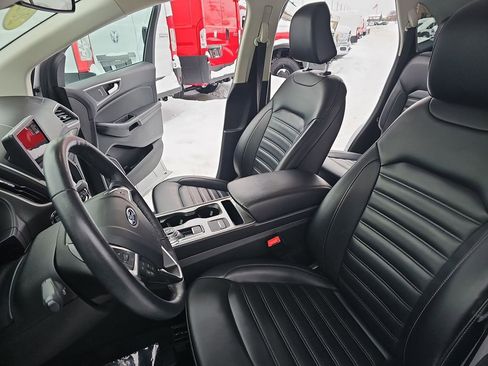 Used 2024 Ford Edge SEL image 15