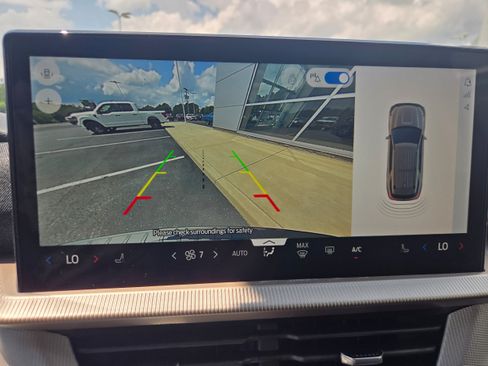 New 2026 Ford Explorer Active AWD/4WD image 19
