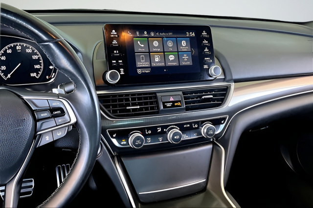 Used 2018 Honda Accord Sport image 9