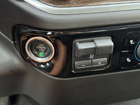 Used 2025 Chevrolet Silverado 2500 LT w/ Convenience Package AWD/4WD image 38