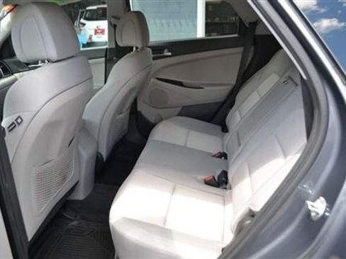 Used 2017 Hyundai Tucson SE FWD image 19