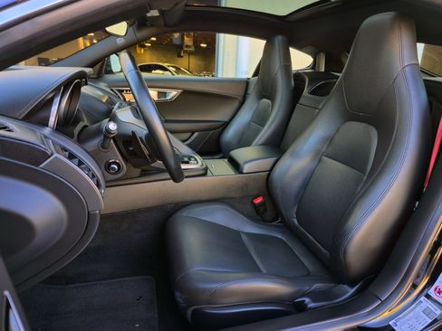Used 2016 Jaguar F-TYPE Coupe image 15