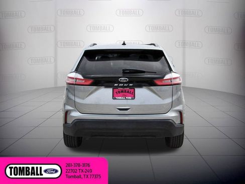 Used 2022 Ford Edge SE image 6