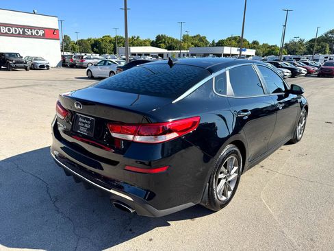 Used 2020 Kia Optima LX image 3