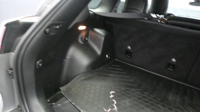 Used 2020 Jeep Cherokee Limited FWD image 19
