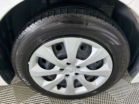 Used 2025 Toyota Corolla LE image 12