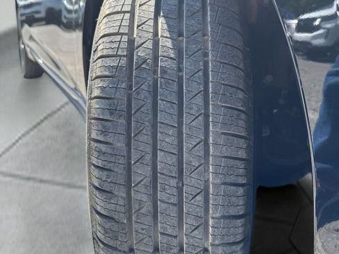 Used 2025 Nissan Sentra SV FWD image 27