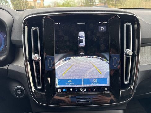 Used 2023 Volvo XC40 B5 Ultimate w/ Protection Package Premier image 15