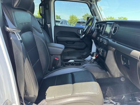 Used 2021 Jeep Gladiator Overland w/ Popular Equipment Package AWD/4WD image 16