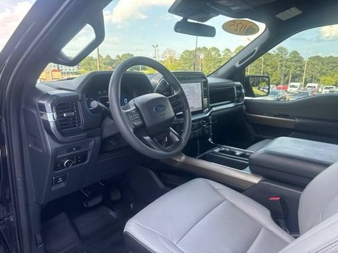 Used 2025 Ford F150 STX w/ Equipment Group 201A FX4 AWD/4WD image 9