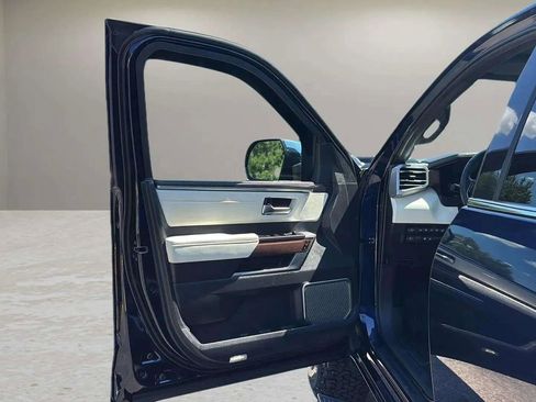 Used 2022 Toyota Tundra Capstone image 11