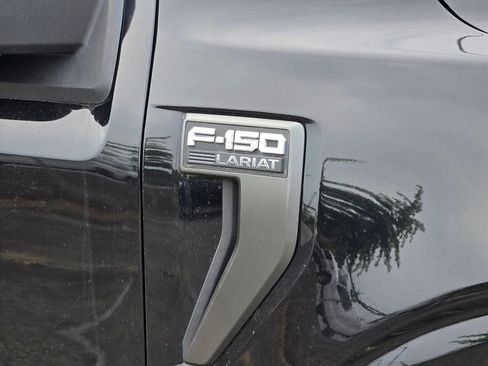 Used 2022 Ford F150 Lariat w/ Equipment Group 502A High AWD/4WD image 15