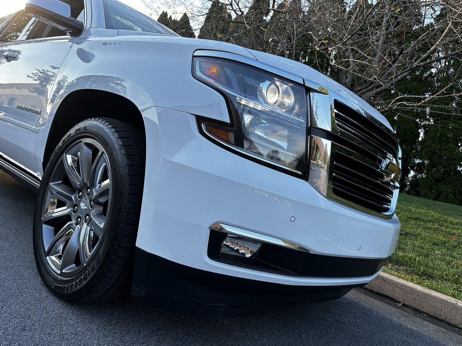 Used 2018 Chevrolet Suburban Premier AWD/4WD image 54