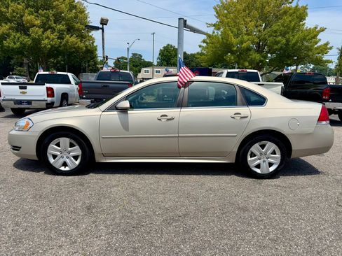 Used 2011 Chevrolet Impala LS FWD image 2