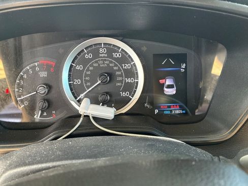 Used 2022 Toyota Corolla LE FWD image 9