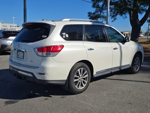 Used 2015 Nissan Pathfinder SL w/ SL Premium Package image 3