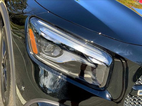 New 2026 Mercedes-Benz GLB 250 4MATIC image 17