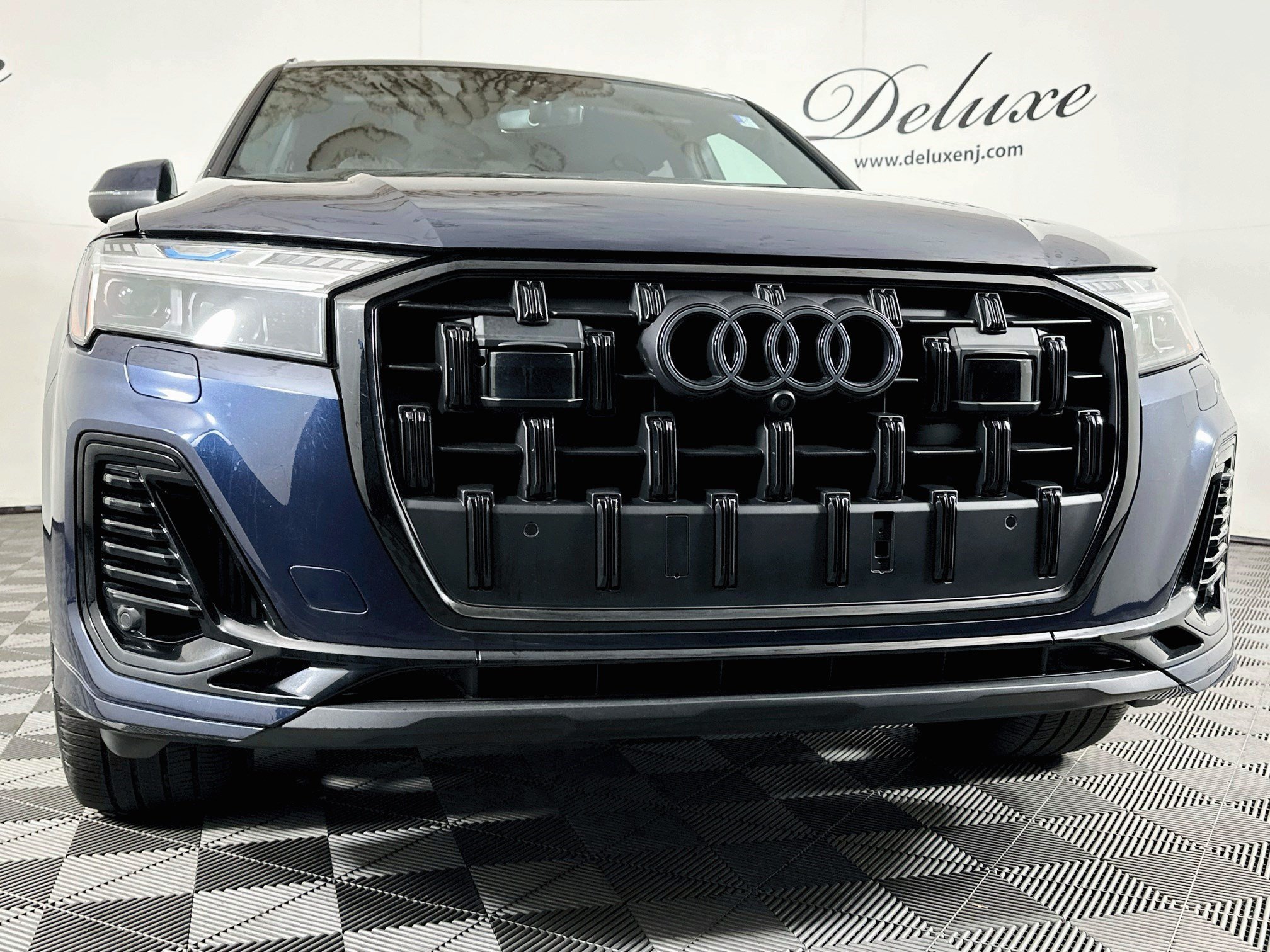 Used 2025 Audi Q7 3.0T Prestige AWD/4WD image 31