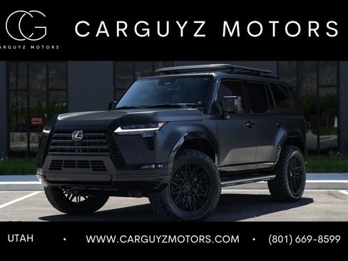 Used 2025 Lexus GX 550 image 1