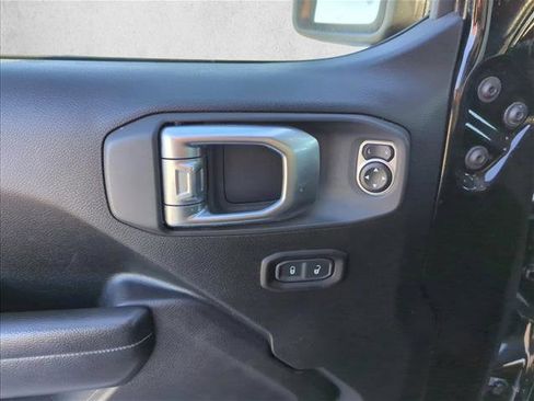 Used 2019 Jeep Wrangler Rubicon w/ Steel Bumper Group image 8