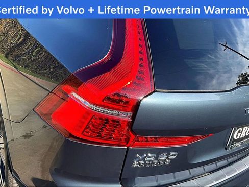 Used 2022 Volvo XC60 B5 Inscription w/ Protection Package Premier image 39