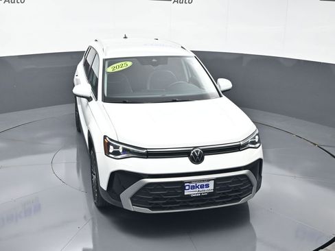 Used 2025 Volkswagen Taos SE FWD image 45