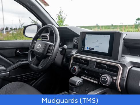 Used 2025 Toyota Tacoma SR5 AWD/4WD image 11