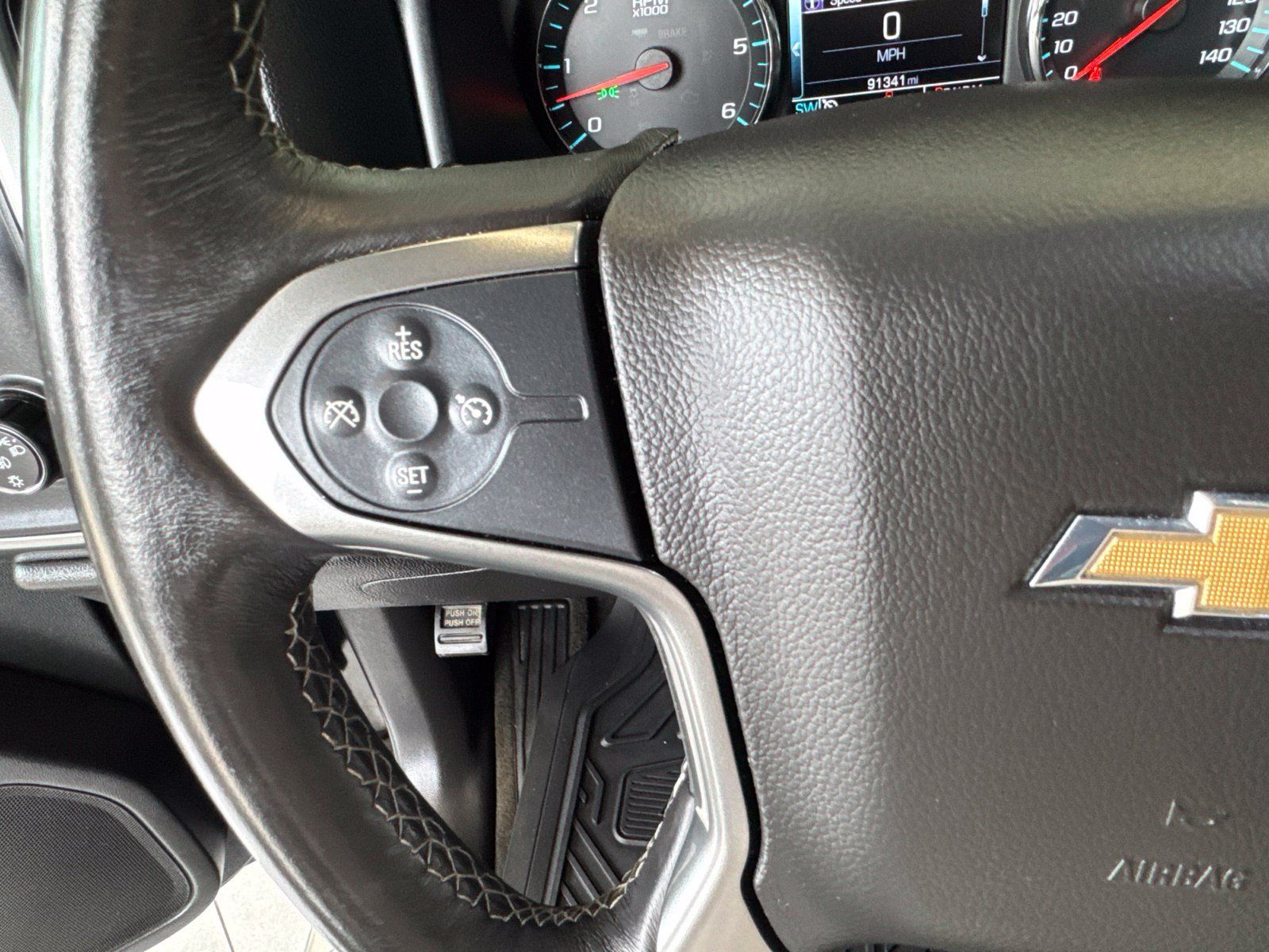 Used 2015 Chevrolet Silverado 1500 LT w/ LT Convenience Package AWD/4WD image 21