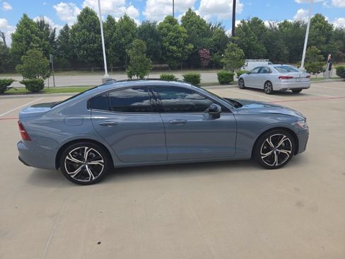 Used 2024 Volvo S60 B5 Plus w/ Climate Package FWD image 4
