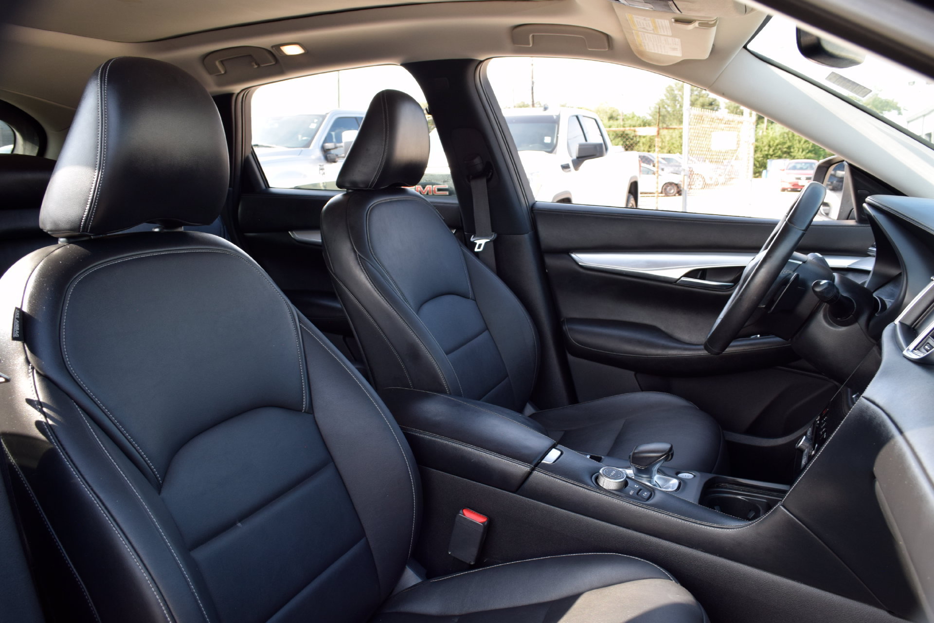 Used 2019 INFINITI QX50 Luxe w/ Cargo Package AWD/4WD image 23