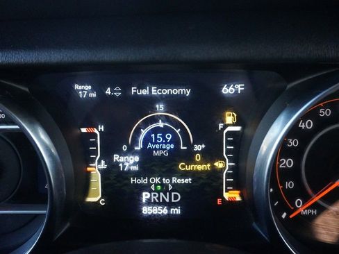 Used 2020 Jeep Gladiator Overland AWD/4WD image 35