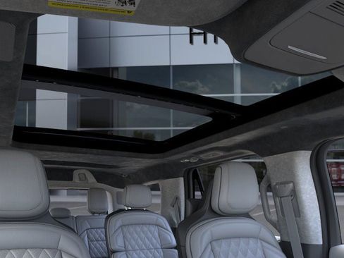 New 2026 Lincoln Navigator Black Label image 22