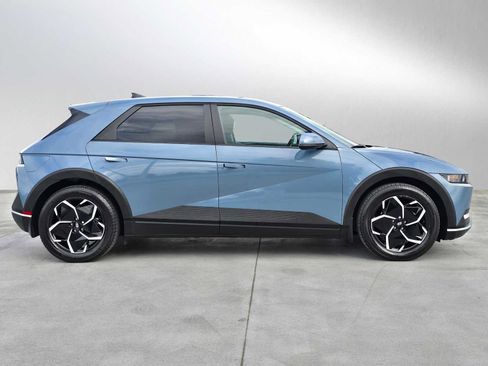 Used 2024 Hyundai Ioniq 5 SEL image 2